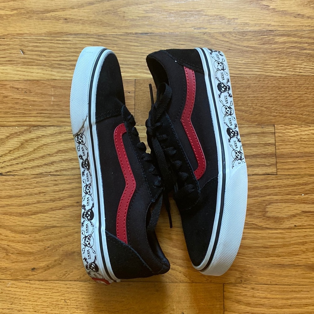 Super cool Like new Vans Ward Sneaker